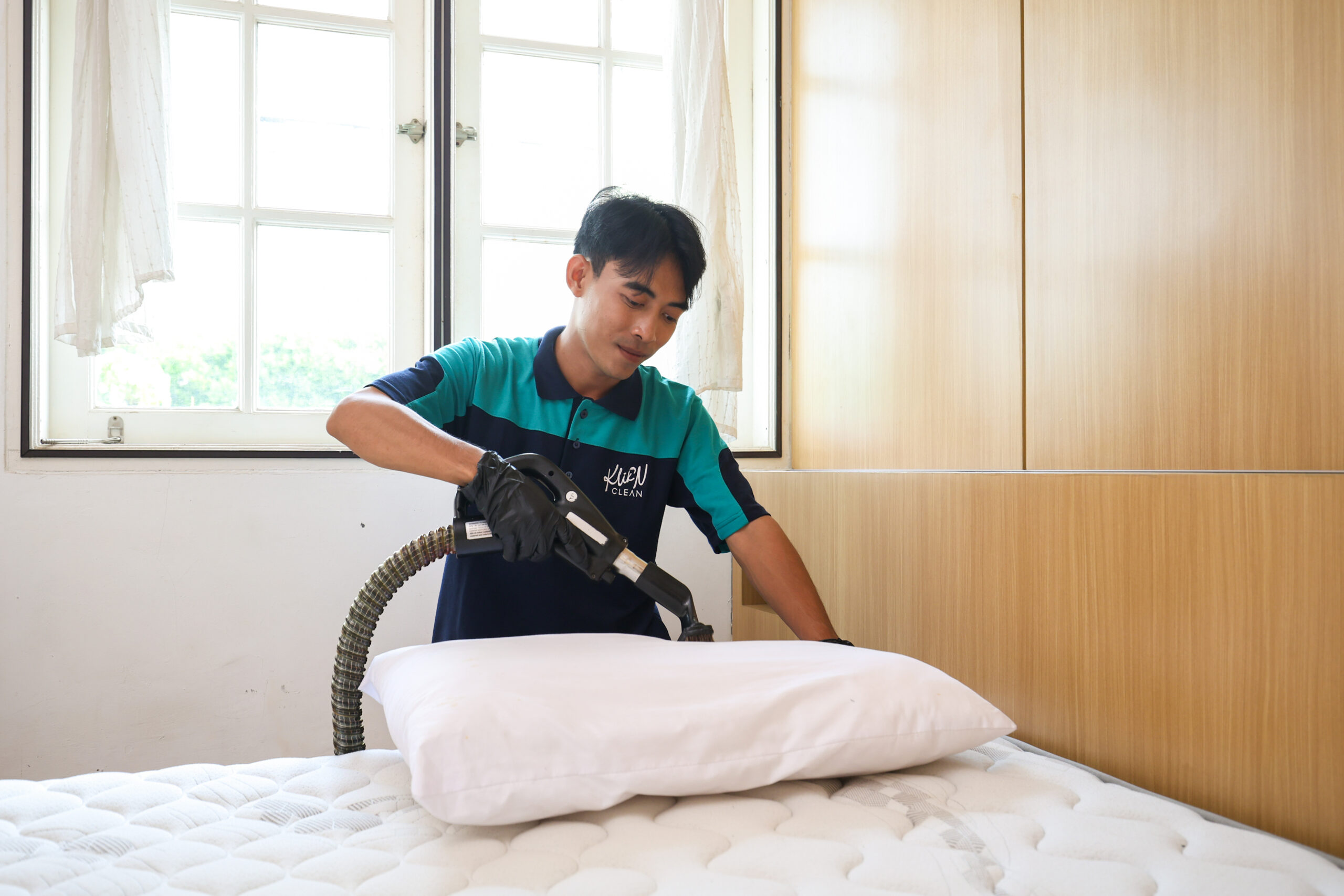 Hydro Cleaning Kasur vs Cuci Kasur: Apa Bedanya?